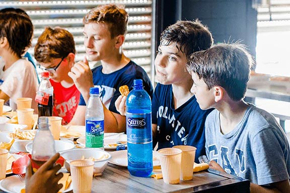 Kindergeburtstag mit LaserTag lasertag_schulausflug_frankfurt_header