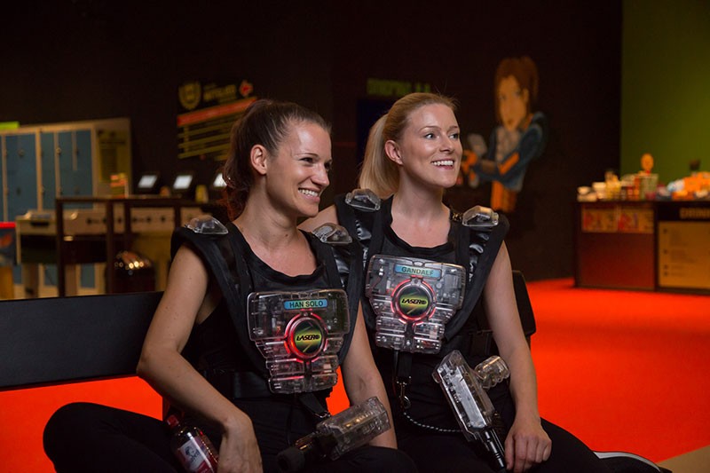 LaserTag Sonderpreis für Bewohner aus Rosenheim laserzone_frankfurt_lasertag_lobby01